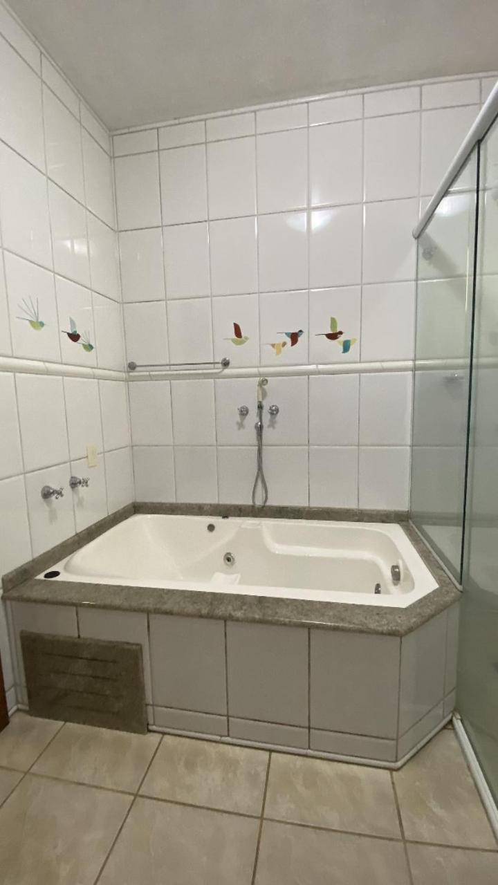 Pousada Esquina Do Atlantico Sul Tubarão Екстериор снимка